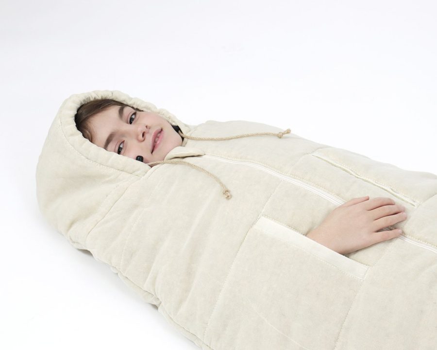 Nomad Heat Children's Wool Sleeping Bag Trek Pro with model (1)