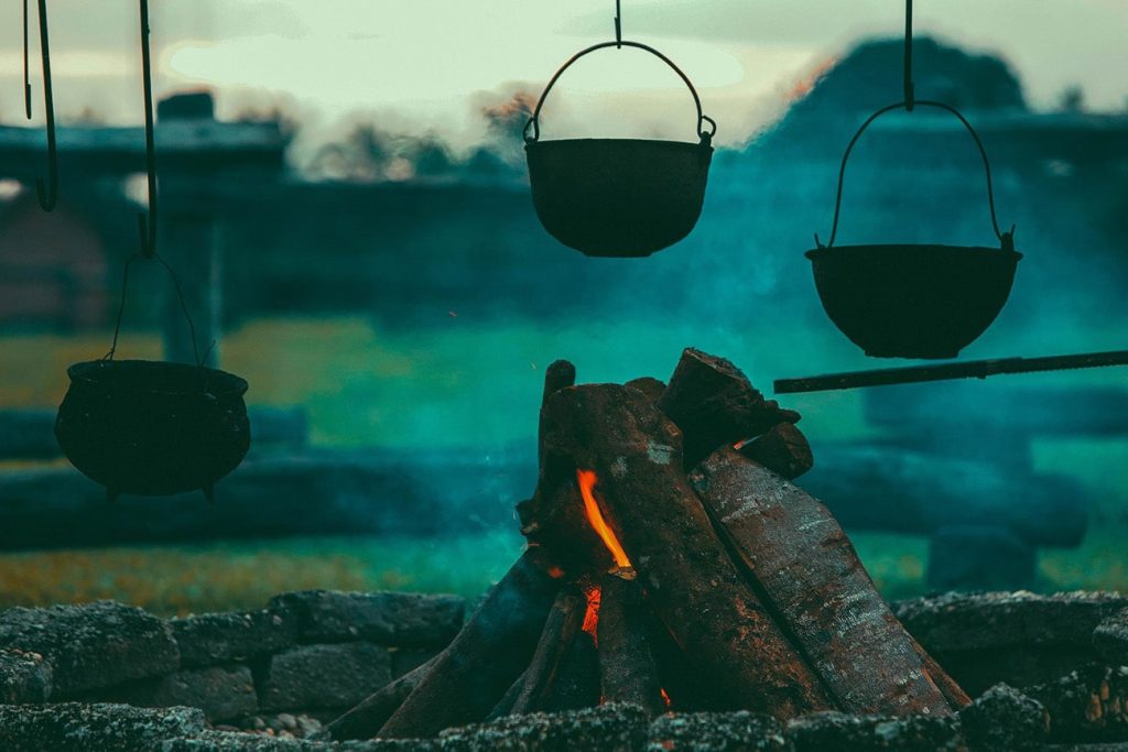 Nomad Heat - Top 5 Tips for Sustainable Camping (3) Nomad Heat - Top 5 Tips for Sustainable Camping (3)